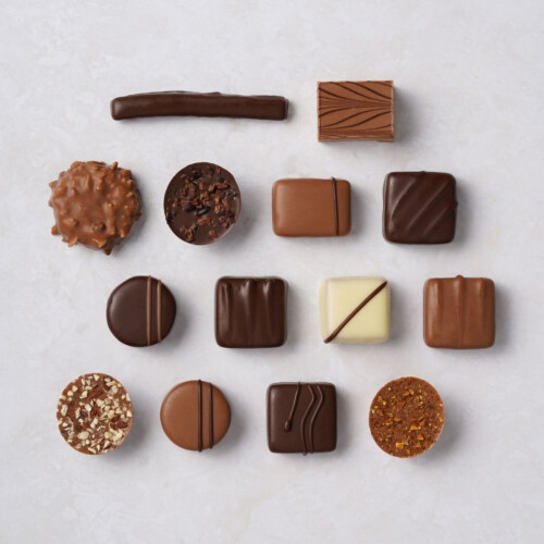 50 bonbons de chocolat dans un ballotin valrhona Hover