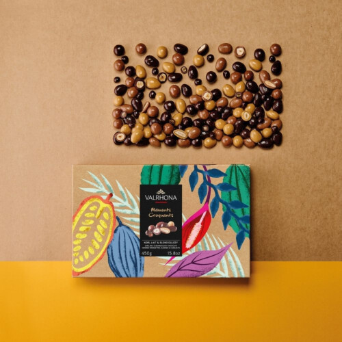 Coffret amandes, noisettes et orangettes enrob&eacute;es avec fourreau personnalisable Hover