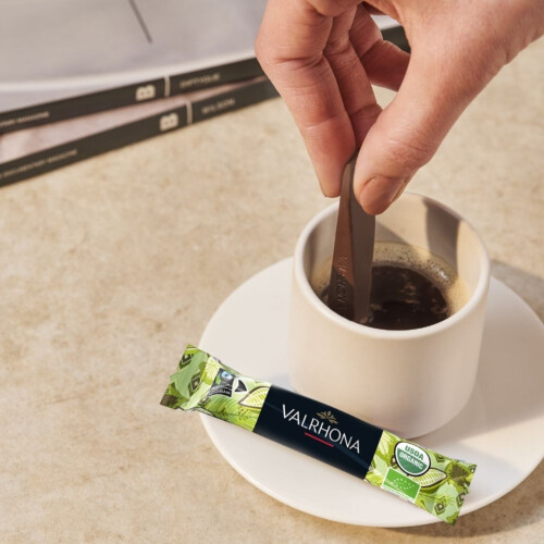 batons chocolat noir Andoa noir valrhona Hover